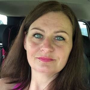 Meet your Posher, Carrie